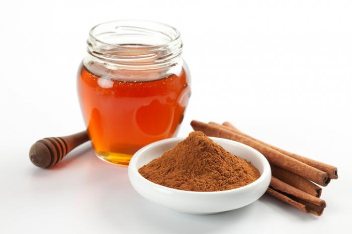 Is Cinnamon Bark Extract More Effective Than Tea Tree Oil for Acne Treatment Is Cinnamon Bark Extract More Effective Than Tea Tree Oil for Acne Treatment